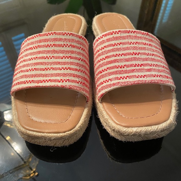 Espadrilles - Picture 4 of 5